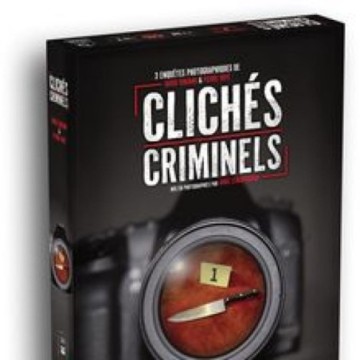 Incarnez des détectives privés et coopérez pour résoudre 3 affaires sordides en vous basant sur les photos des scènes de crime.