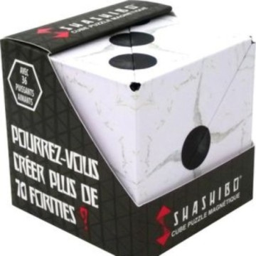 Shashibo, c'est le casse tête solo en 3D accessible à tous. Réalisez des figures parmi les 70 possibles, combinez 2 cubes et obt