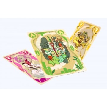 Le nouveau jeu de plis de la collection Pocket Mini va être le compagnon idéal des soirées jeux de cartes !  7 Yokai est l'éditi